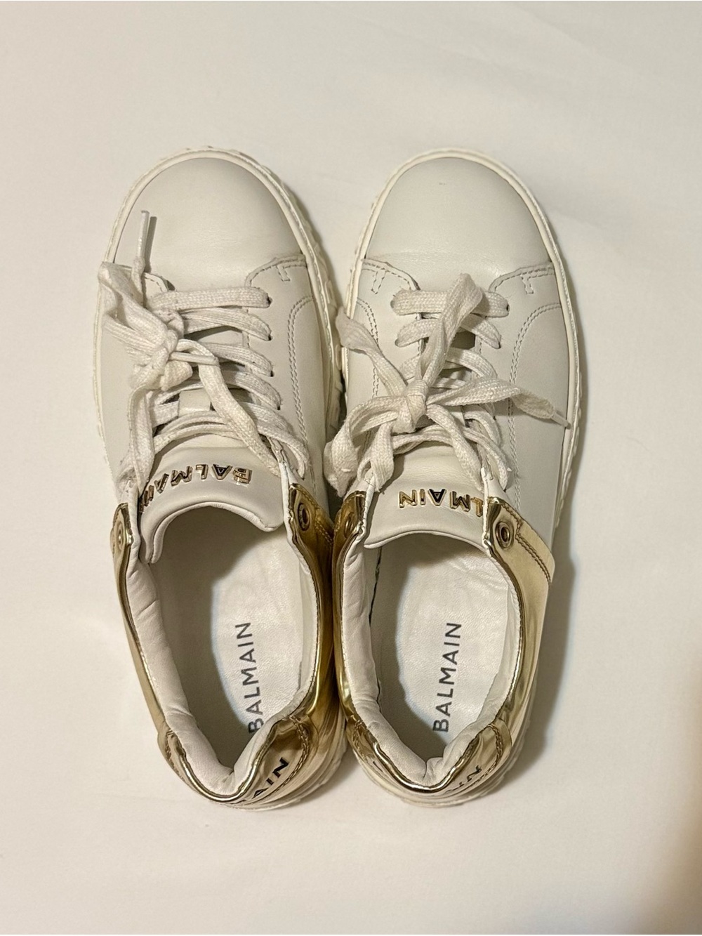 Balmain Paris White & Metallic Gold B-Court Low-Top Sneakers - Picture 7 of 7